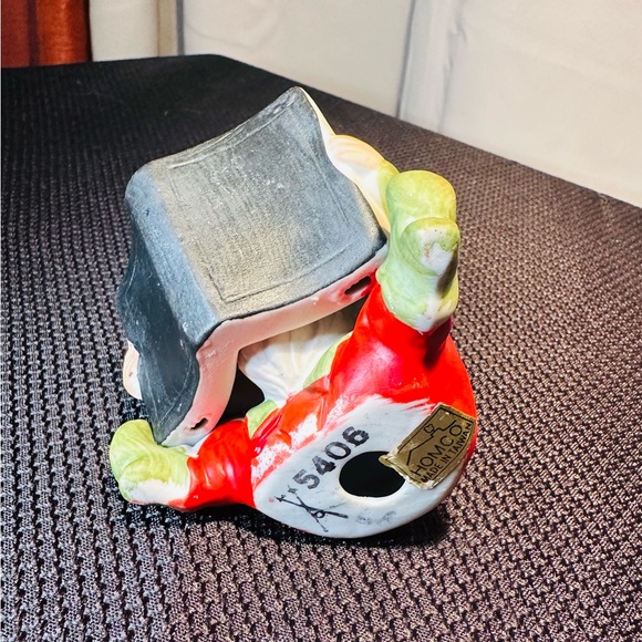 HOMCO, made in Taiwan, Vintage Ceramic Christmas Elf Reading Book Figure - Picture 5 of 7